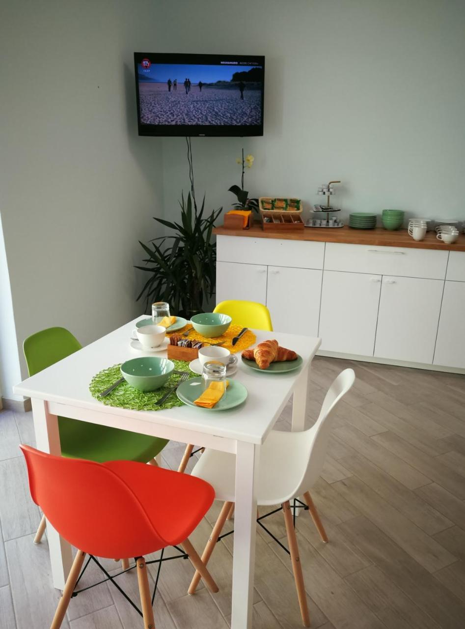 ホテル La Formica チビタベッキア エクステリア 写真